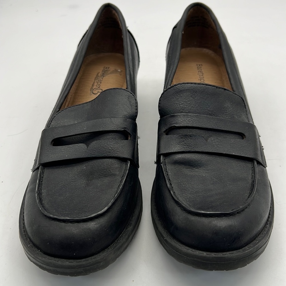 BareTraps Black Leather Heeled Loafers size 7.5
